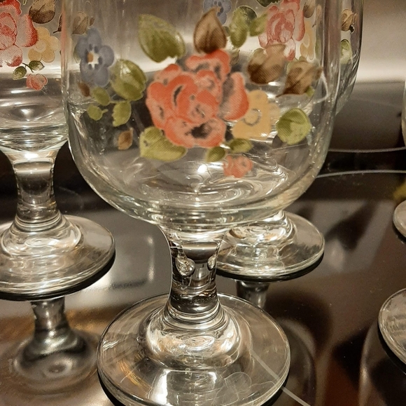 Johnson Brothers Dining Johnson Brothers Summer Chintz Glasswareset